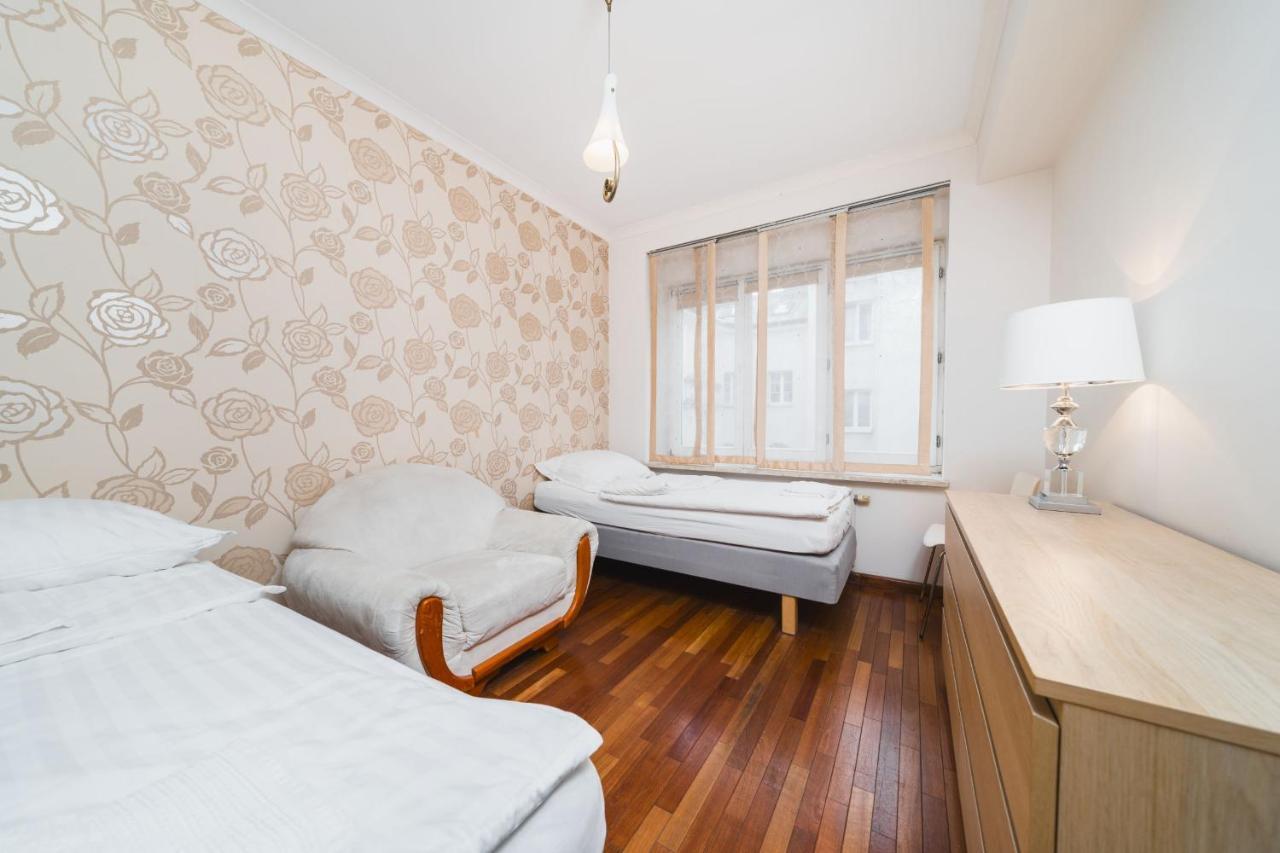 Apartament W Centrum Krakowa Na Ulicy Dlugiej Luaran gambar